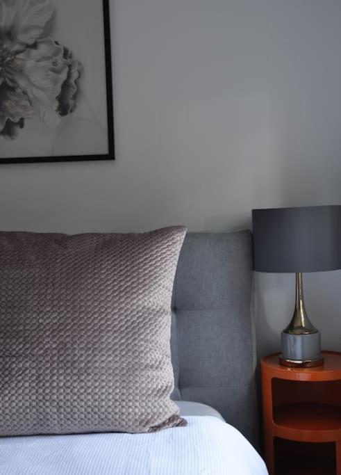 Harbourside Style, 2 Bed, A/C, Pool -Elizabeth Bay Apartman Sydney Kültér fotó