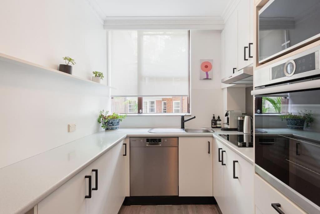 Harbourside Style, 2 Bed, A/C, Pool -Elizabeth Bay Apartman Sydney Kültér fotó